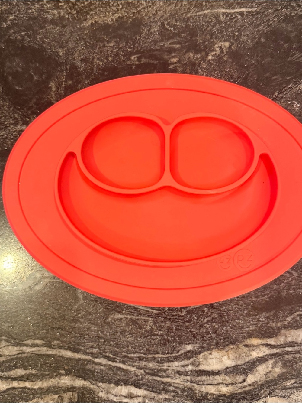 EZ PZ Happy Mat Mini - Soft Red Silicone Suction Plate